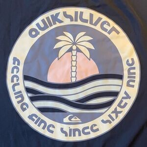 Quiksilver UPF 50+ Navy Long sleeve Rashguard Large